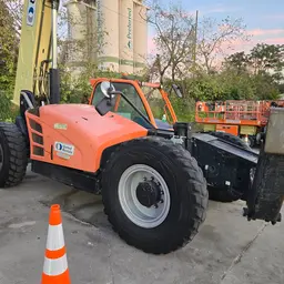 2018 JLG 1055 Forklift