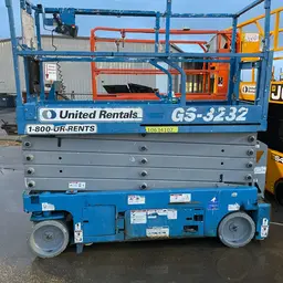2017 Genie GS-3232 Scissor Lift