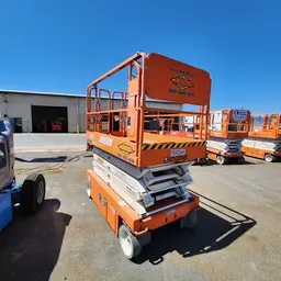 2017 Snorkel S4732E Scissor Lift