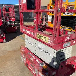 2018 MEC MICRO 19 Scissor Lift