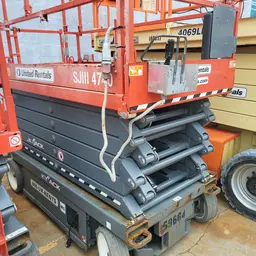 2018 Skyjack SJIII4740 Scissor Lift