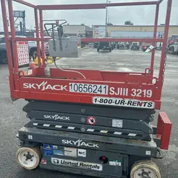 2017 Skyjack SJIII3219 Scissor Lift