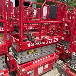 2017 MEC 1330SE Scissor Lift