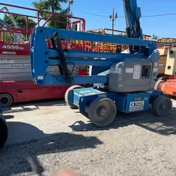 2015 Genie Z-40/23N RJ Articulating Boom Lift