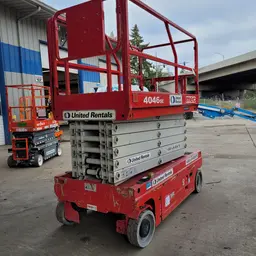 2017 MEC 4046SE Scissor Lift