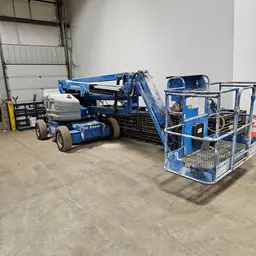 2013 Genie Z-45/25J DC Articulating Boom Lift
