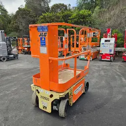 2018 JLG 1230ES Self-Propelled One-Person Lift
