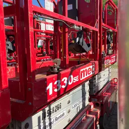 2017 MEC 1330SE Scissor Lift