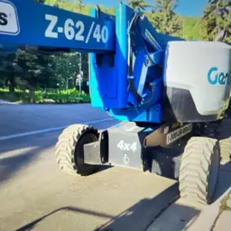 2016 Genie Z-62/40J Articulating Boom Lift