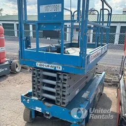 2018 Genie GS-3246 Scissor Lift