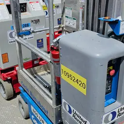 2019 Genie GR-20 Self-Propelled One-Person Lift