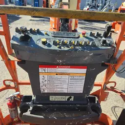 2015 JLG E300AJP Articulating Boom Lift