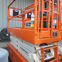 2019 Snorkel S3226E Scissor Lift