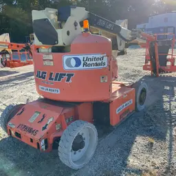 2014 JLG E400AJPN Articulating Boom Lift