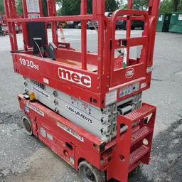 2017 MEC 1930SE Scissor Lift