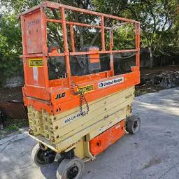 2017 JLG 2632ES Scissor Lift