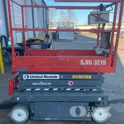 2018 Skyjack SJIII3219 Scissor Lift