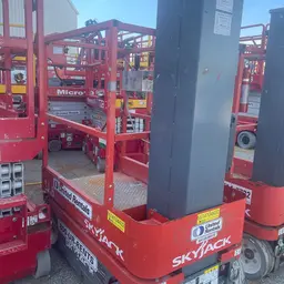 2018 Skyjack SJ16 Self-Propelled One-Person Lift