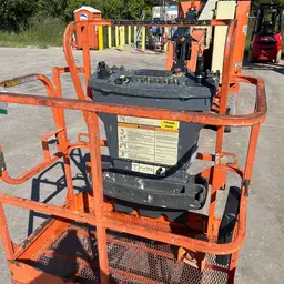 2015 JLG E300AJP Articulating Boom Lift