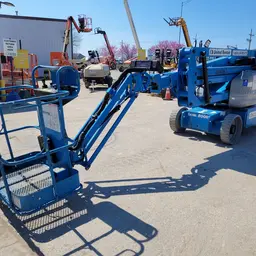 2015 Genie Z-40/23N RJ Articulating Boom Lift