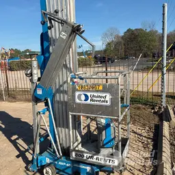 2018 Genie AWP-40SDC Pusharound Lift