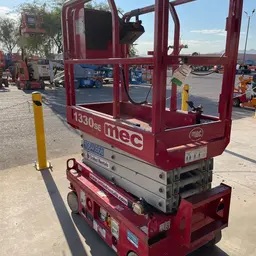 2018 MEC 1330SE Scissor Lift