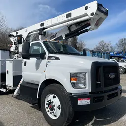 2023 Ford F-750 BUCKET Bucket Truck