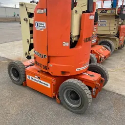 2015 JLG E300AJP Articulating Boom Lift