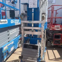 2018 Genie AWP-36SDC Pusharound Lift