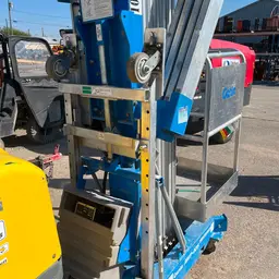 2018 Genie AWP-40SDC Pusharound Lift