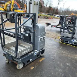 2017 JLG 20MVL Self-Propelled One-Person Lift