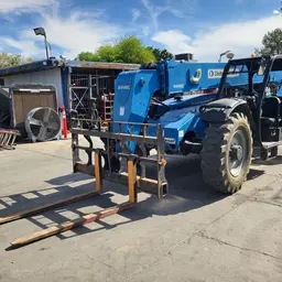 2015 Genie GTH-844 Forklift