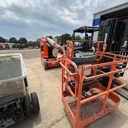 2015 JLG E300AJP Articulating Boom Lift