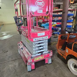 2018 MEC MICRO 19 Scissor Lift