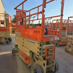 2017 JLG 2632ES Scissor Lift