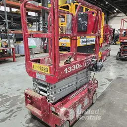 2017 MEC 1330SE Scissor Lift