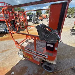 2017 JLG 1230ES Self-Propelled One-Person Lift