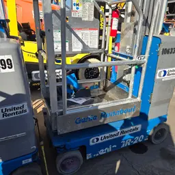 2017 Genie GR-20 Self-Propelled One-Person Lift