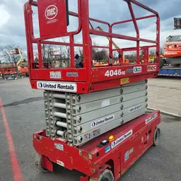 2017 MEC 4046SE Scissor Lift